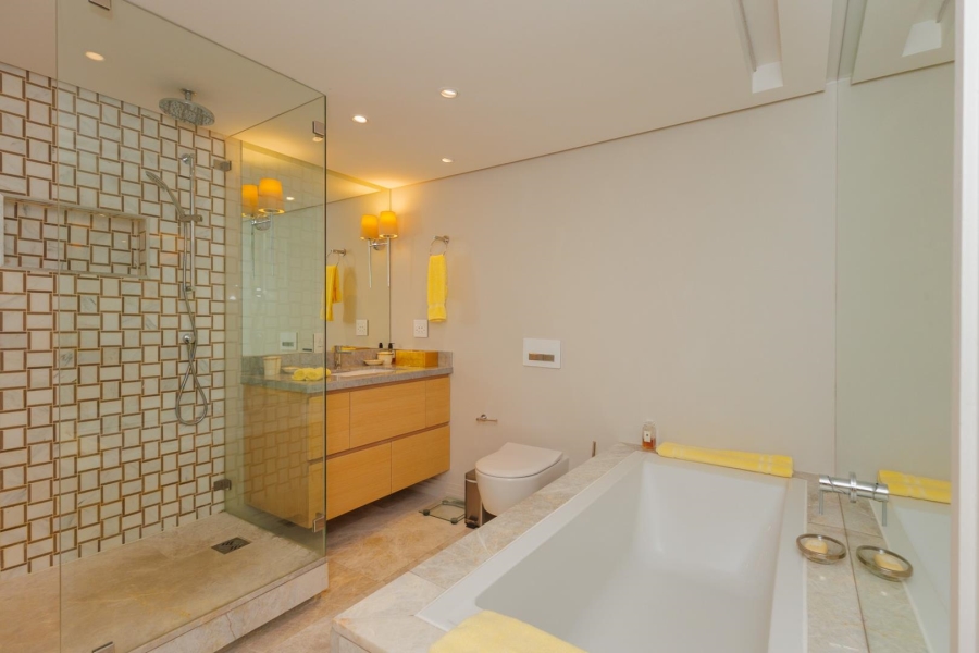 To Let 2 Bedroom Property for Rent in Clifton Western Cape